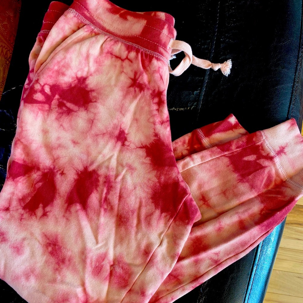 Old navy pink tie dye jogger